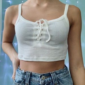 urban outfitters cropped white top